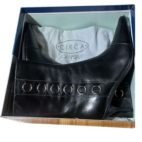 Circa Joan & David Black Pointed Toe & Heel Black Leather Witchy Punk Ankle Boot - Picture 5 of 9